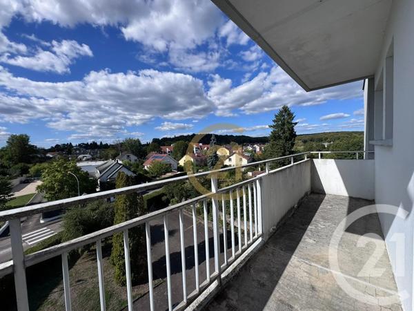 Appartement F4 à vendre  4 pièces - 81,80 m 2   LUXEUIL LES BAINS  - 70