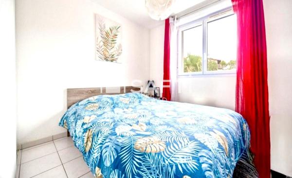 Maison plein pied avec piscine centre St Sulpice