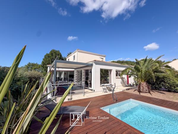 Maison 4 pièce(s) 3 chambre(s) 153 m²