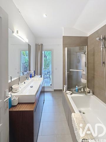 Appartement à vendre 5 pièces 119 m² Cannes-La-Bocca