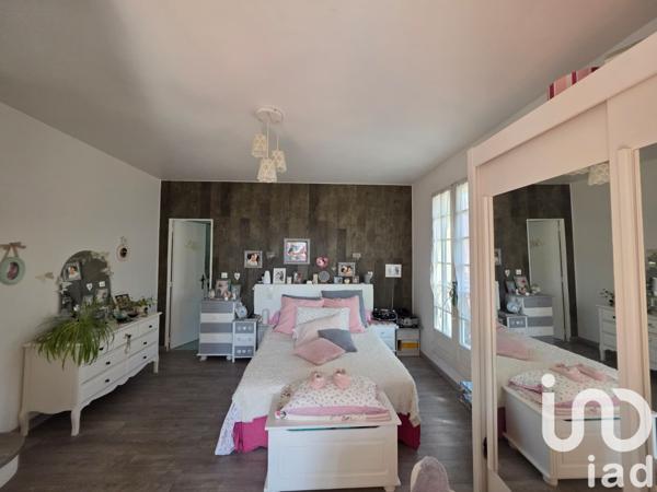 Maison à vendre 5 pièces 110 m² Châteauneuf-Grasse
