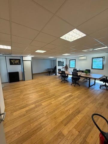 Bureaux climatisés de  115 m²  à louer ? Marseille 15e, secteur Madrague-Ville