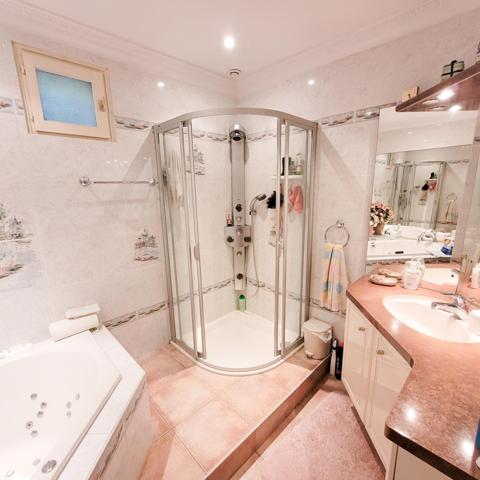 Maison à vendre  5 pièces - 160 m2 CAVALAIRE SUR MER - 83