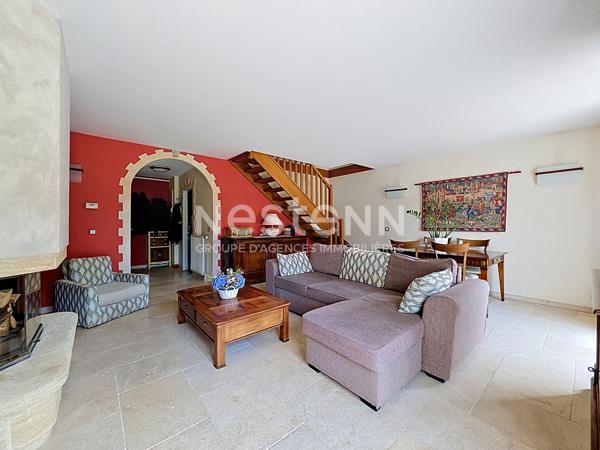 À vendre Maison individuelle de 5 pièces d'environ 92m² située proche forêt à Bois d'Arcy