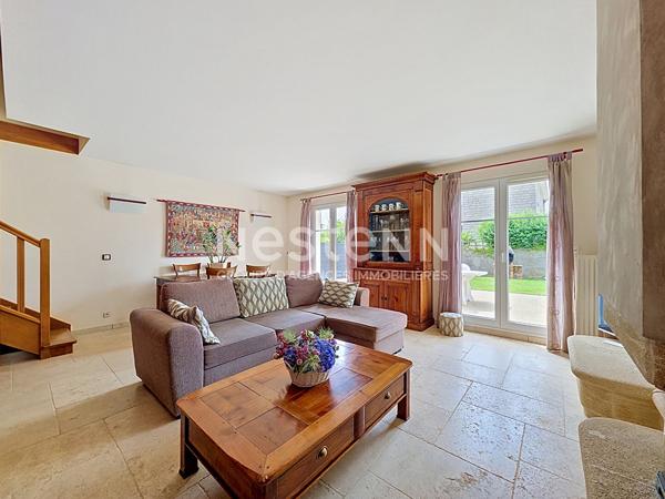 À vendre Maison individuelle de 5 pièces d'environ 92m² située proche forêt à Bois d'Arcy