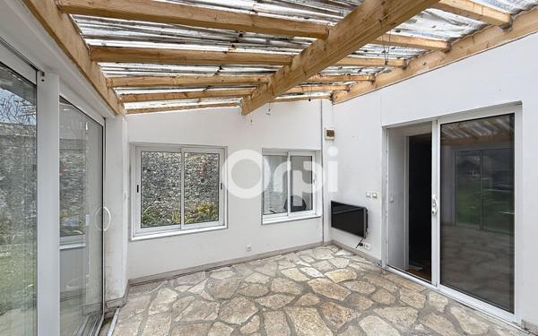 Maison à vendre    4 pièces •  Villemer