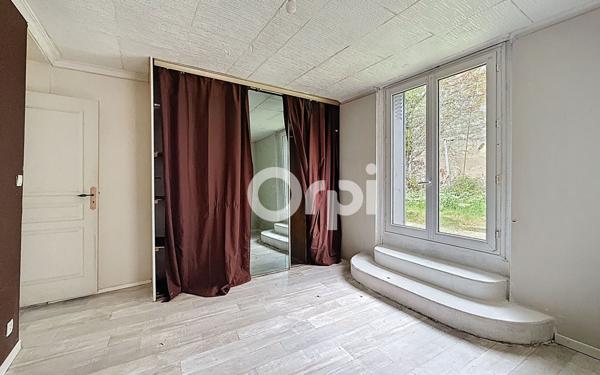 Maison à vendre    4 pièces •  Villemer