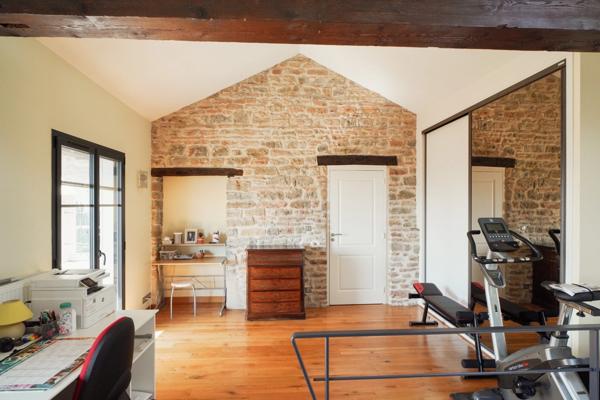 Maison à vendre 10 pièces proche de MACON (71)