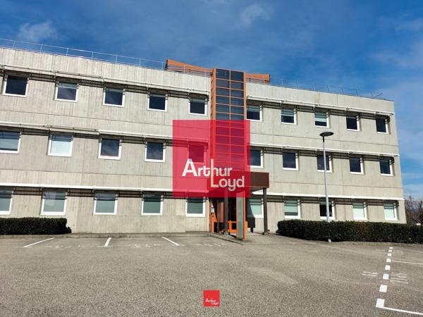 A LOUER BUREAUX PARC SUD GALAXIE ECHIROLLES AVEC PARKING