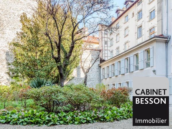 GRENOBLE - T6 - 6 RUE VOLTAIRE