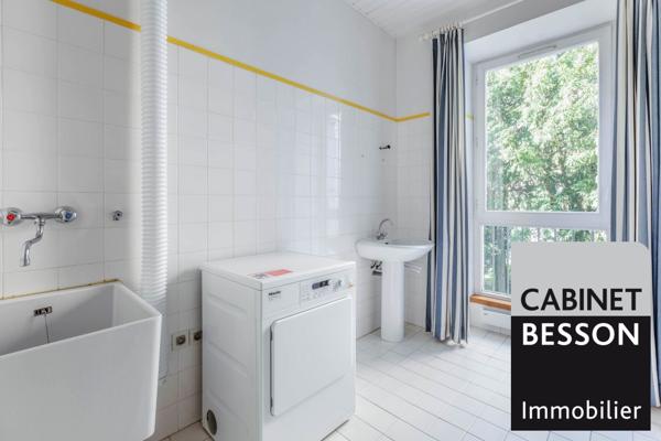 GRENOBLE - T6 - 6 RUE VOLTAIRE