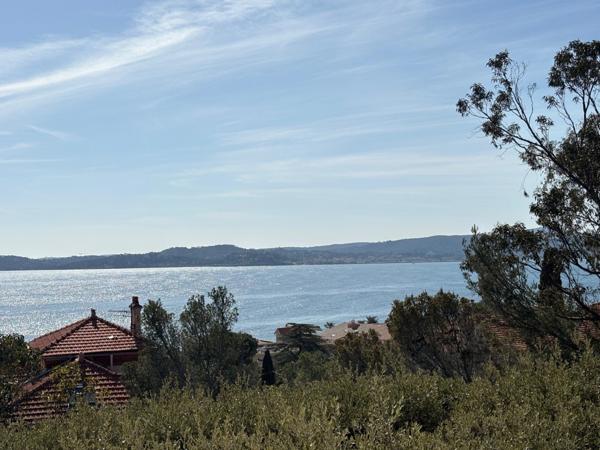 Appartement à vendre 4 pièces avec vue mer à SAINTE MAXIME (83)