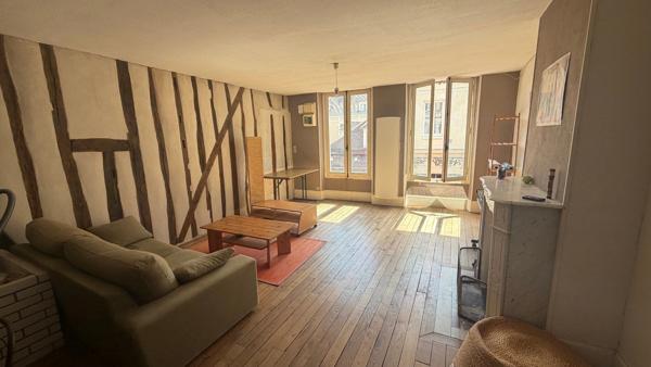 Dpt Yonne (89), à vendre AUXERRE appartement T3 en centre-ville
