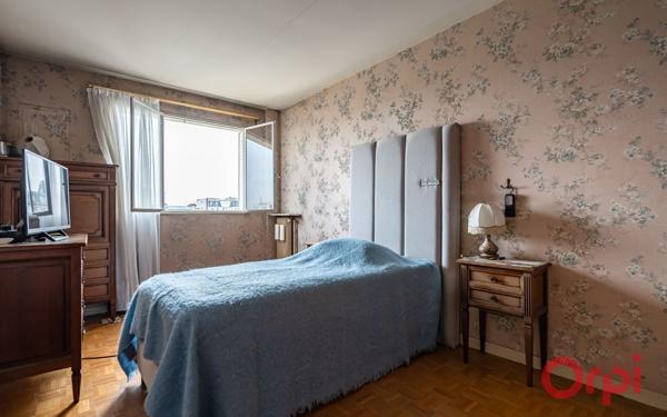 Appartement à vendre    3 pièces • 63 m2 Paris 14