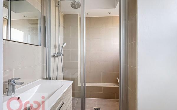 Appartement à vendre    7 pièces • 112 m2 Montrouge