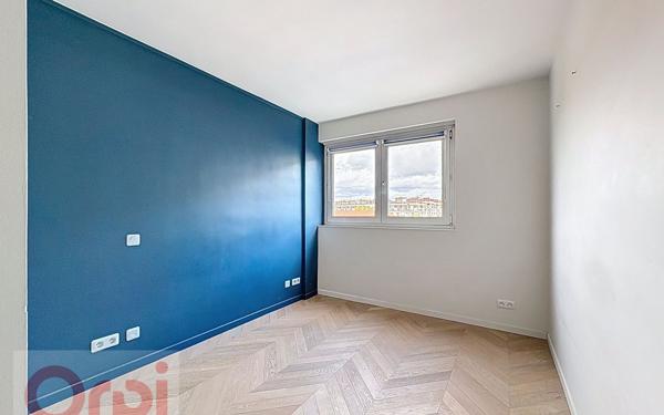 Appartement à vendre    7 pièces • 112 m2 Montrouge