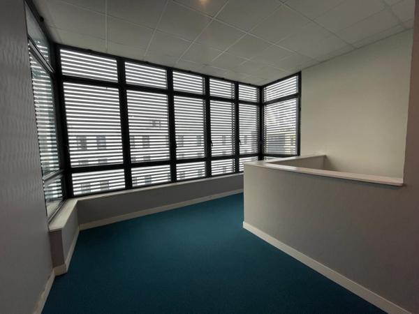 LOCATION BUREAUX 634 M² DIVISIBLES - ZONE ATLANPARC A PLESCOP