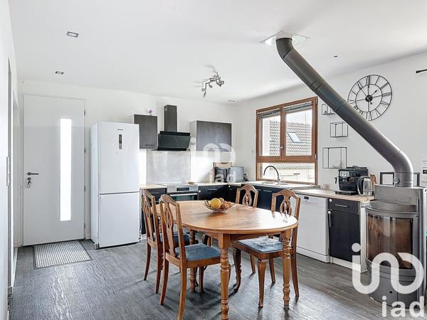 Maison à vendre 6 pièces 117 m² Neauphle-le-Château