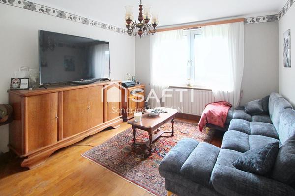 Appartement rez de jardin avec 2 chambres et garage!