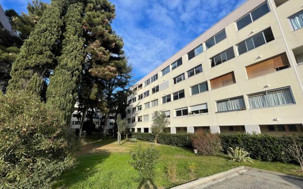 Appartement à vendre    3 pièces • 61,75 m2 Le Pontet