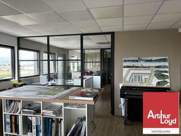A VENDRE - IMMEUBLE LE MONTÉLISUD - PLATEAU DE BUREAUX AU 2ÈME ÉTAGE AVEC ASCENSEUR DE 190 M2