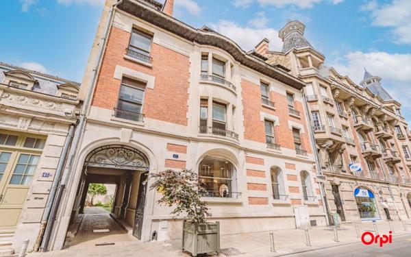 Appartement à vendre    3 pièces • 82,94 m2 Reims