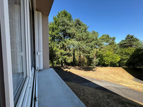 Appartement 3 pièces en rez-de-chaussée, à deux pas de la gare d'Etampes
