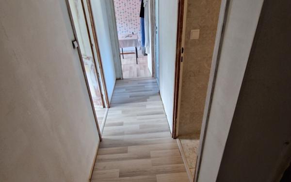 Maison à vendre    4 pièces • 94 m2 Saint-Quentin