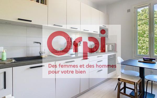 Appartement à vendre    5 pièces • 102,28 m2 Issy-les-Moulineaux