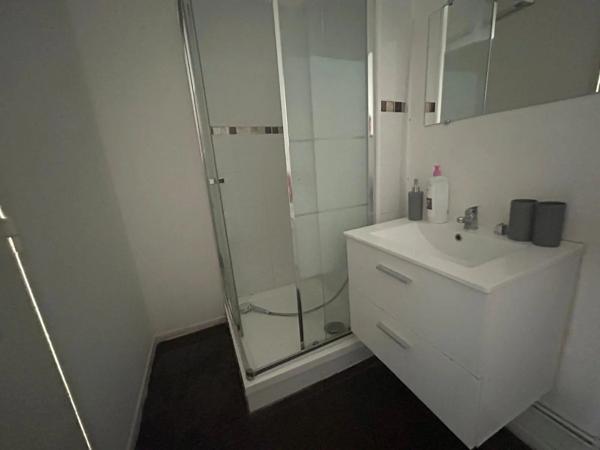 Appartement à louer 4 pièces 76.88m² Montbéliard (25200)