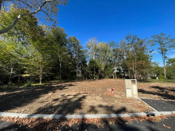 Terrain à vendre de 687,00 m² - BASSUSSARY (64)