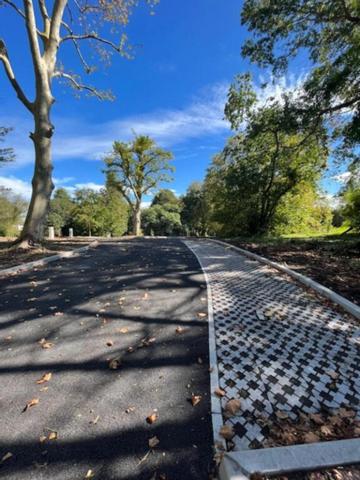 Terrain à vendre de 687,00 m² - BASSUSSARY (64)