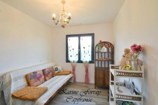 Maison de plain-pied à vendre 5 pièces ROUJAN (34)