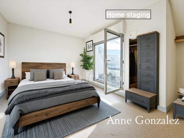 OLIVET SUD, à vendre grande Maison familiale de 240m2 édifiée sur un jardin de 1100 m2 et garage double attenant