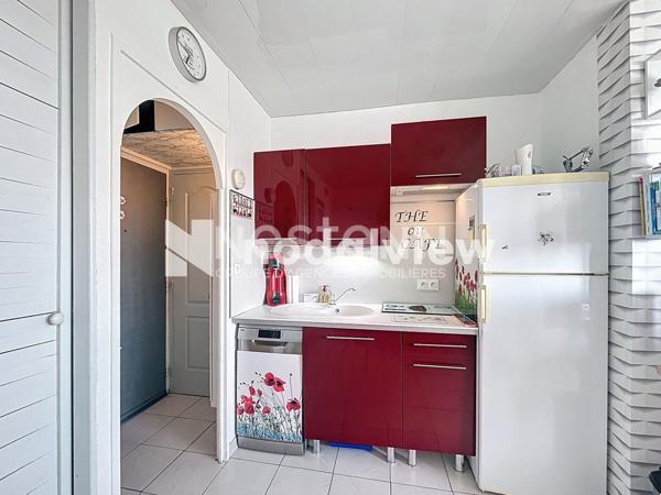 LEUCATE - A VENDRE Appartement T2 cabine avec vue canal et parking