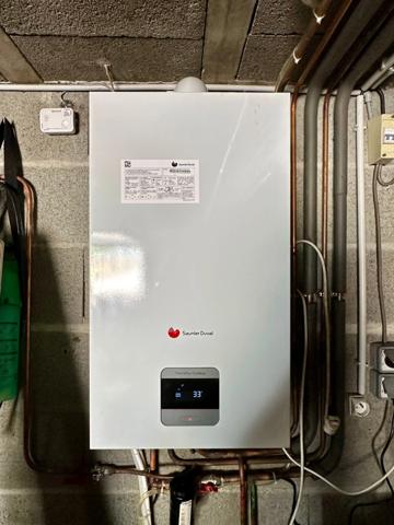 Maison à vendre 6 pièces - 3 chambres à Saumur,secteur Bagneux, vie de plein-pied avec véranda, sous-sol, jardin