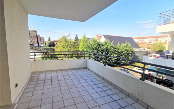 Appartement à louer    3 pièces •  Oberhausbergen