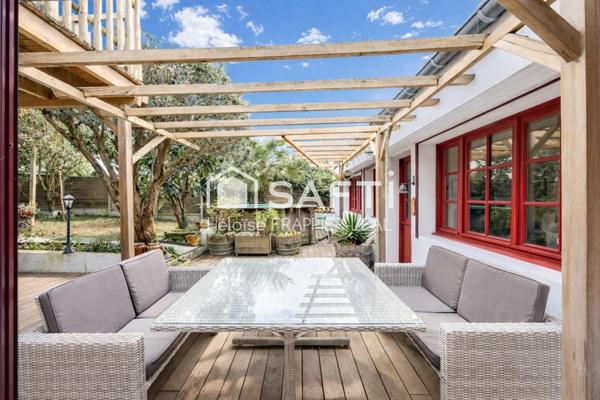 Maison esprit vacances + revenus locatifs 2 400€/mois