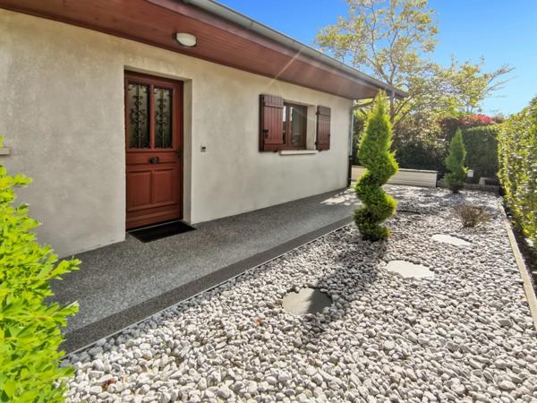 Dpt Haute Savoie (74), à vendre PUBLIER maison familiale de 160 m2 entièrement clôturée au calme