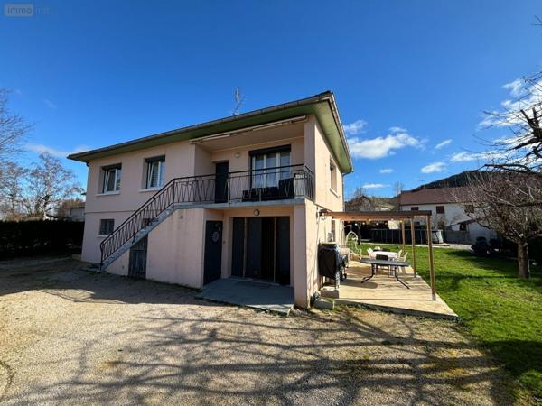 Maison individuelle à vendre à Cousance dans le Jura (39190), ref : 71111-121