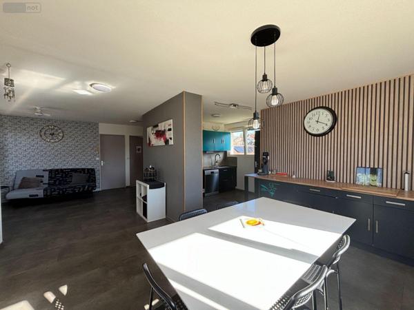 Maison individuelle à vendre à Cousance dans le Jura (39190), ref : 71111-121