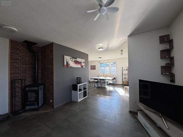 Maison individuelle à vendre à Cousance dans le Jura (39190), ref : 71111-121