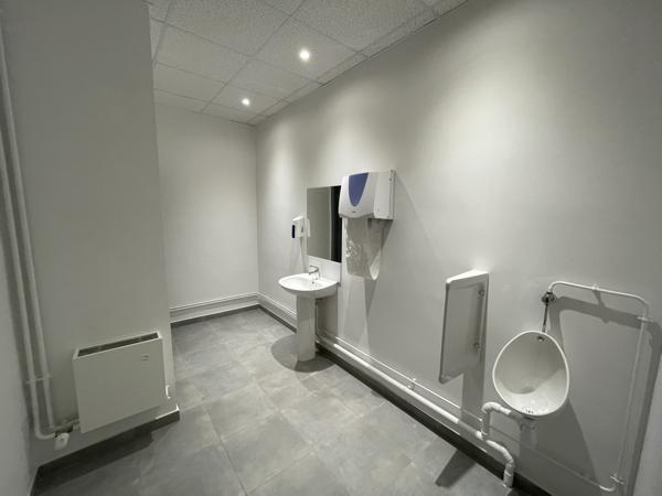 Bureaux à vendre à Osny dans Parc des Beaux Soleils avec accès plain pied