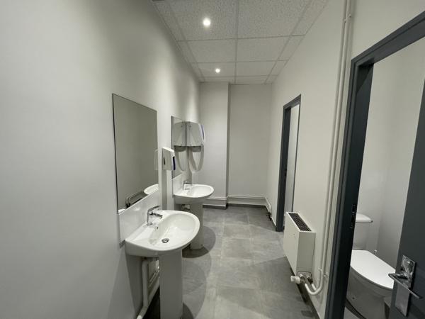 Bureaux à vendre à Osny dans Parc des Beaux Soleils avec accès plain pied