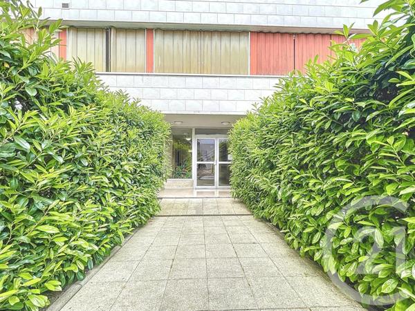 Appartement F2 à vendre  2 pièces - 60,78 m2 FRESNES - 94