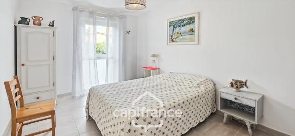Appartement à vendre 2 pièces + garage SAINT CYR SUR MER (83)