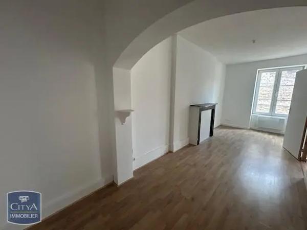 Appartement à louer 2 pièces 51.36m² Sedan (08200)