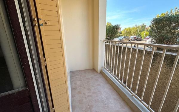 Appartement à vendre    2 pièces • 47 m2 Marseille 10