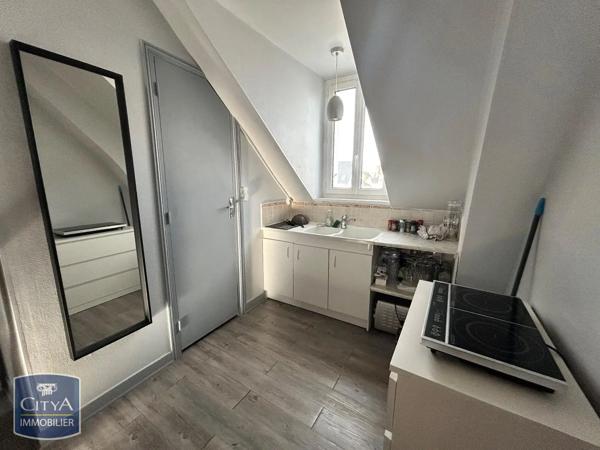 Appartement à louer 2 pièces 28m² Tours (37000)