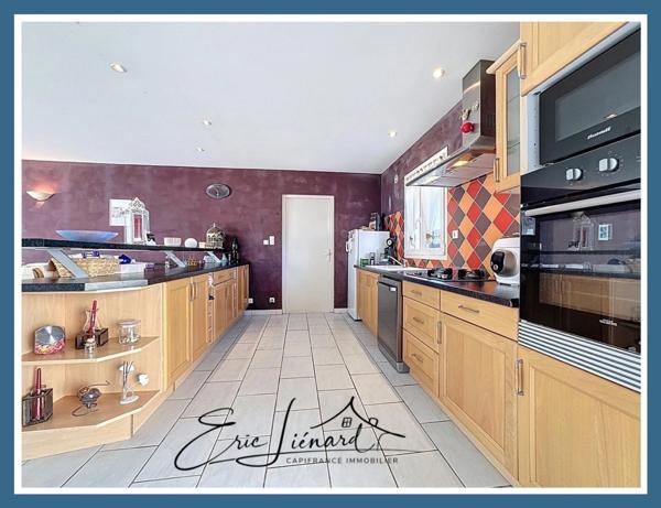 Maison à vendre 8 pièces SAINT MAIXENT L'ECOLE (79)